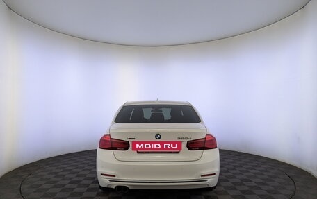 BMW 3 серия, 2017 год, 2 770 000 рублей, 6 фотография