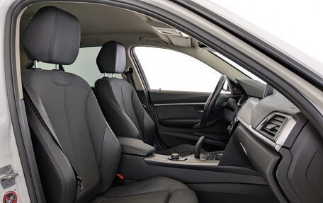 BMW 3 серия, 2017 год, 2 770 000 рублей, 24 фотография