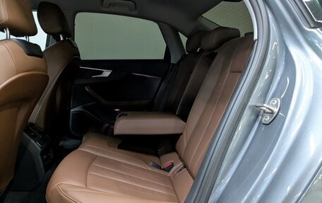 Audi A4, 2019 год, 2 245 000 рублей, 28 фотография