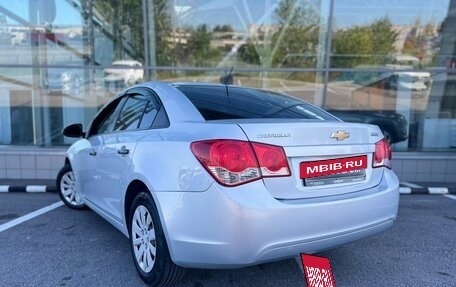 Chevrolet Cruze II, 2010 год, 630 000 рублей, 7 фотография