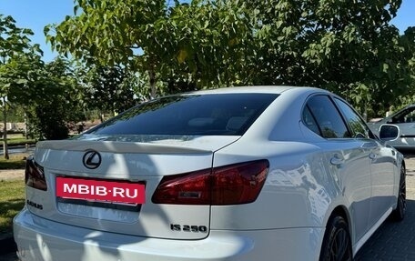 Lexus IS II рестайлинг 2, 2007 год, 1 320 000 рублей, 2 фотография