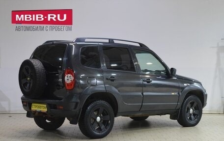 Chevrolet Niva I рестайлинг, 2017 год, 699 000 рублей, 2 фотография