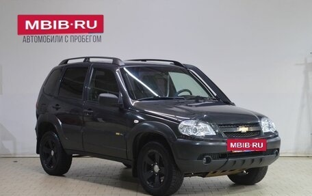 Chevrolet Niva I рестайлинг, 2017 год, 699 000 рублей, 3 фотография