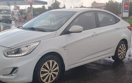 Hyundai Solaris II рестайлинг, 2013 год, 760 000 рублей, 5 фотография