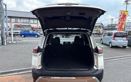 Nissan X-Trail, 2022 год, 2 350 000 рублей, 17 фотография
