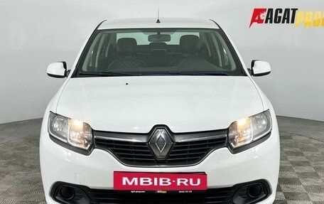 Renault Logan II, 2017 год, 765 000 рублей, 2 фотография