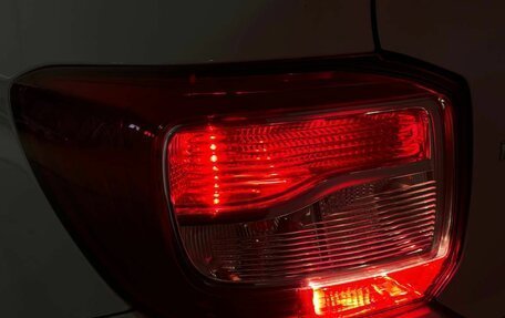 Renault Logan II, 2017 год, 765 000 рублей, 26 фотография