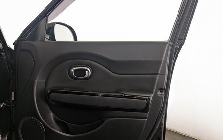 KIA Soul II рестайлинг, 2018 год, 1 400 000 рублей, 25 фотография