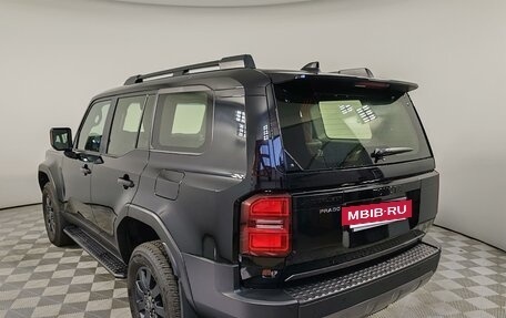 Toyota Land Cruiser Prado, 2024 год, 12 290 000 рублей, 7 фотография