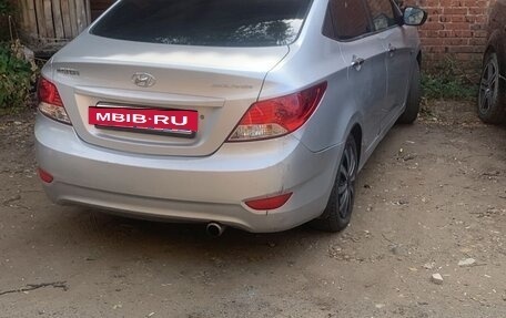 Hyundai Solaris II рестайлинг, 2013 год, 715 000 рублей, 4 фотография