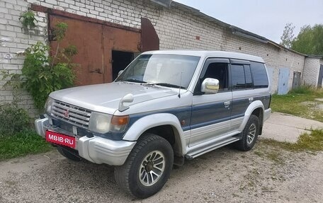 Mitsubishi Pajero III рестайлинг, 1992 год, 340 000 рублей, 1 фотография