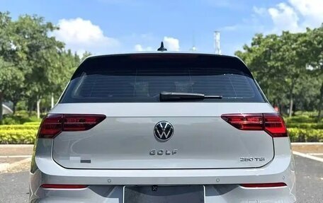Volkswagen Golf VIII, 2022 год, 1 780 000 рублей, 4 фотография