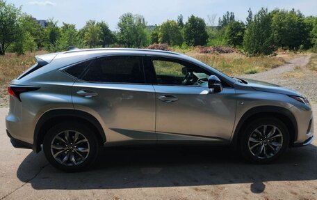 Lexus NX I, 2019 год, 2 950 000 рублей, 4 фотография