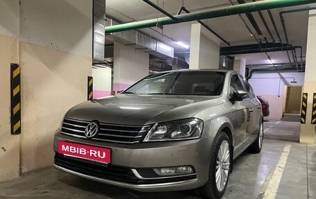 Volkswagen Passat B7, 2012 год, 1 000 000 рублей, 3 фотография