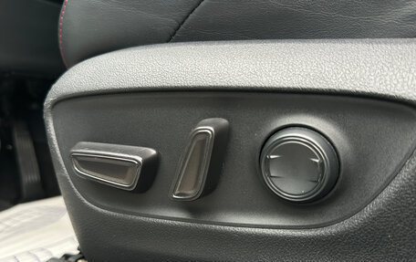 Toyota RAV4, 2019 год, 2 900 000 рублей, 17 фотография