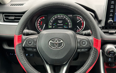 Toyota RAV4, 2019 год, 2 900 000 рублей, 16 фотография