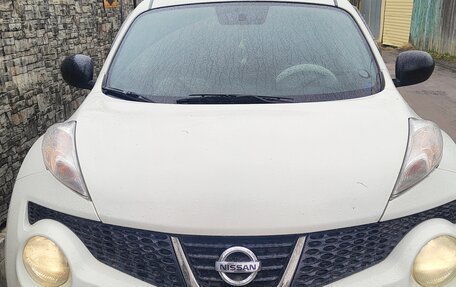 Nissan Juke II, 2013 год, 800 000 рублей, 14 фотография