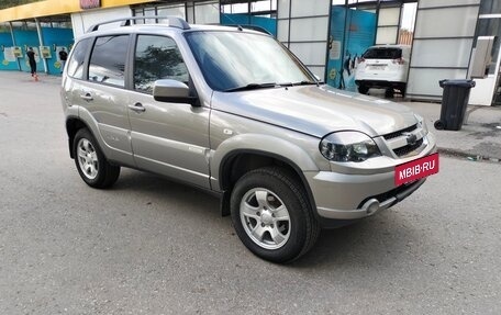 Chevrolet Niva I рестайлинг, 2018 год, 710 000 рублей, 3 фотография