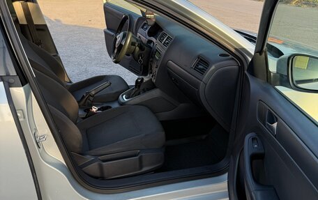 Volkswagen Jetta III, 2014 год, 1 070 000 рублей, 7 фотография