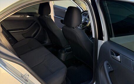 Volkswagen Jetta III, 2014 год, 1 070 000 рублей, 8 фотография