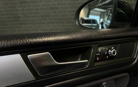 Volkswagen Touareg III, 2010 год, 1 530 000 рублей, 14 фотография
