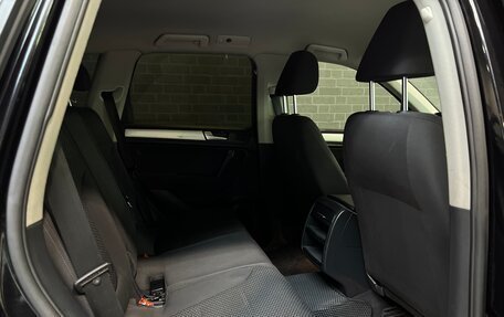 Volkswagen Touareg III, 2010 год, 1 530 000 рублей, 10 фотография