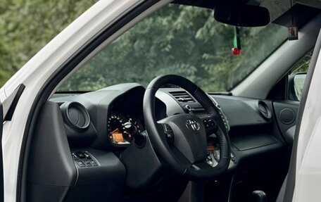 Toyota RAV4, 2010 год, 1 690 000 рублей, 6 фотография
