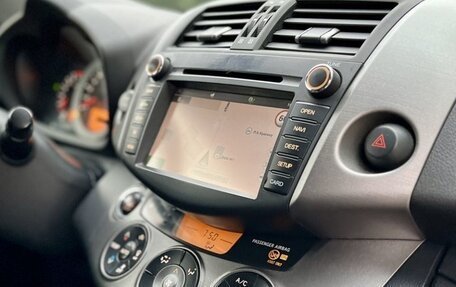 Toyota RAV4, 2010 год, 1 690 000 рублей, 13 фотография