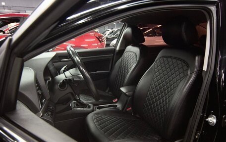 Hyundai Elantra VI рестайлинг, 2017 год, 1 329 000 рублей, 11 фотография