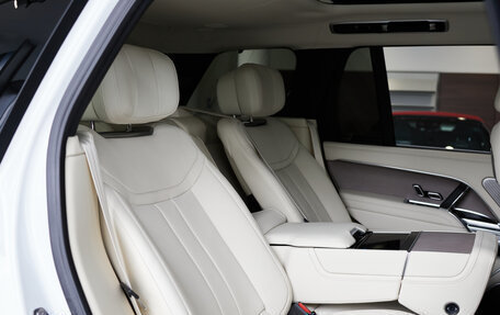 Land Rover Range Rover IV рестайлинг, 2025 год, 23 900 000 рублей, 14 фотография