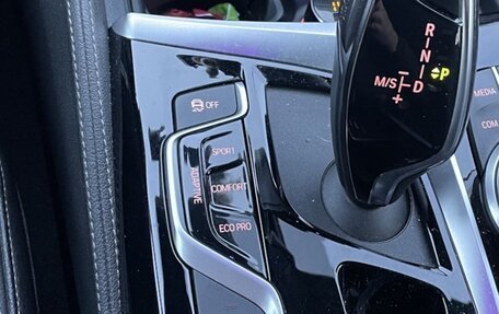 BMW 5 серия, 2018 год, 3 300 000 рублей, 13 фотография