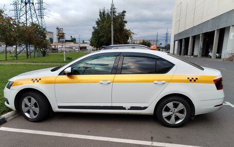 Skoda Octavia, 2019 год, 1 100 000 рублей, 12 фотография