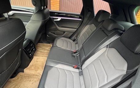 Volkswagen Touareg III, 2022 год, 9 500 000 рублей, 10 фотография