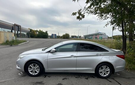 Hyundai Sonata VI, 2011 год, 1 000 000 рублей, 3 фотография