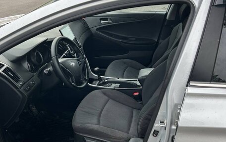 Hyundai Sonata VI, 2011 год, 1 000 000 рублей, 9 фотография
