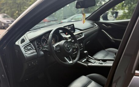 Mazda 6, 2017 год, 1 700 000 рублей, 11 фотография