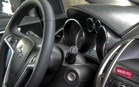 Opel Astra J, 2012 год, 829 900 рублей, 14 фотография