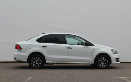 Volkswagen Polo VI (EU Market), 2017 год, 940 000 рублей, 4 фотография