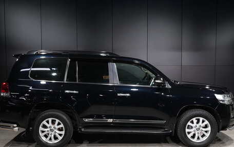 Toyota Land Cruiser 200, 2016 год, 5 500 000 рублей, 4 фотография