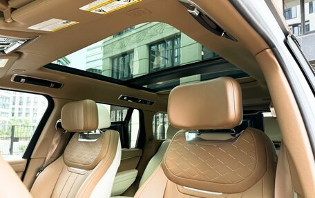 Land Rover Range Rover IV рестайлинг, 2024 год, 26 490 000 рублей, 33 фотография