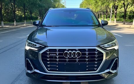Audi Q3, 2020 год, 1 700 000 рублей, 2 фотография