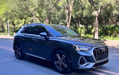 Audi Q3, 2020 год, 1 700 000 рублей, 3 фотография