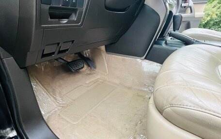 Toyota Land Cruiser 200, 2008 год, 3 700 000 рублей, 13 фотография