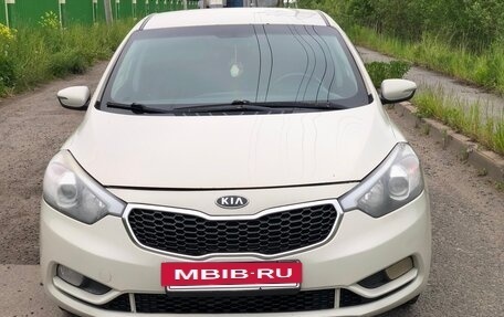 KIA Cerato III, 2013 год, 800 000 рублей, 3 фотография