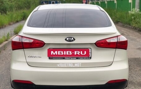 KIA Cerato III, 2013 год, 800 000 рублей, 4 фотография
