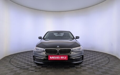 BMW 5 серия, 2019 год, 2 950 000 рублей, 2 фотография