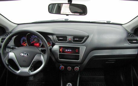 KIA Rio III рестайлинг, 2015 год, 680 000 рублей, 17 фотография
