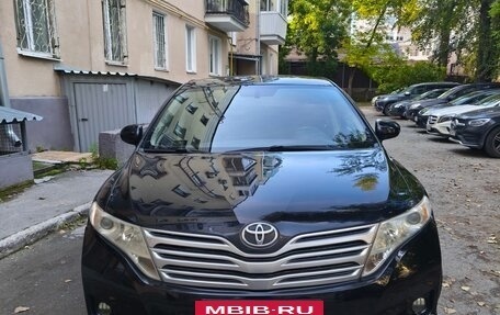 Toyota Venza I, 2011 год, 1 600 000 рублей, 2 фотография