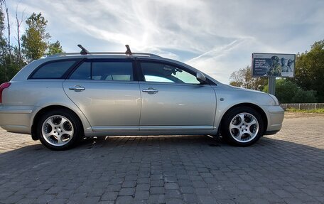 Toyota Avensis III рестайлинг, 2004 год, 765 000 рублей, 7 фотография