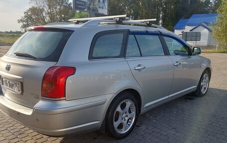 Toyota Avensis III рестайлинг, 2004 год, 765 000 рублей, 8 фотография